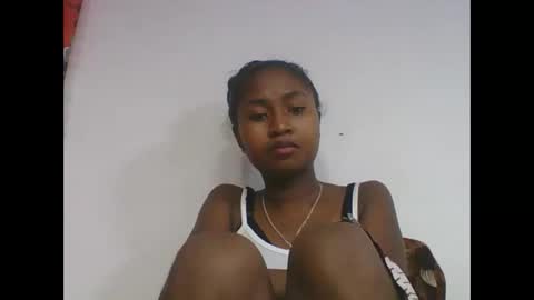 Snapshot of chantale483461 chatting on 05-29-26, 06:44 chantale483461 online show from 05-29-26, 06:44