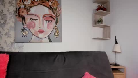 Snapshot of chantall_smith chatting on 03-11-25, 04:40 online show from 03-11-25, 04:40