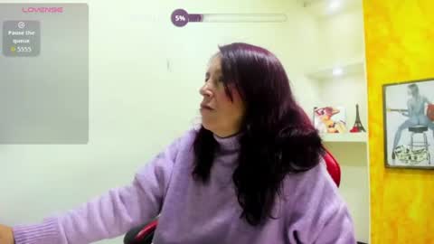 Snapshot of chantalvedette chatting on 07-12-26, 01:46 online show from 07-12-26, 01:46