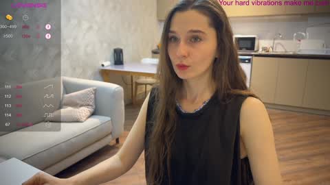 Snapshot of chantwow chatting on 01-12-25, 02:30 Liz online show from 01-12-25, 02:30