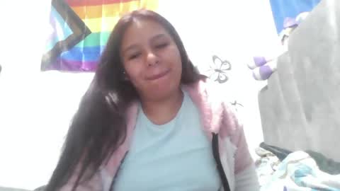 Snapshot of charis_21 chatting on 04-28-26, 11:21 charis 2 online show from 04-28-26, 11:21