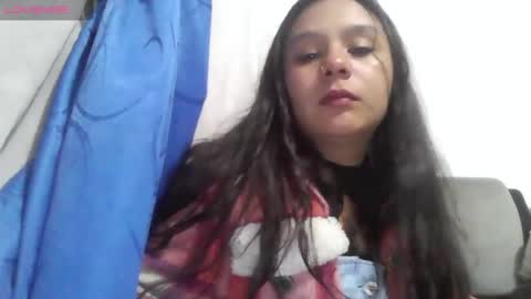 Snapshot of charis_21 chatting on 05-14-26, 01:45 charis 2 online show from 05-14-26, 01:45