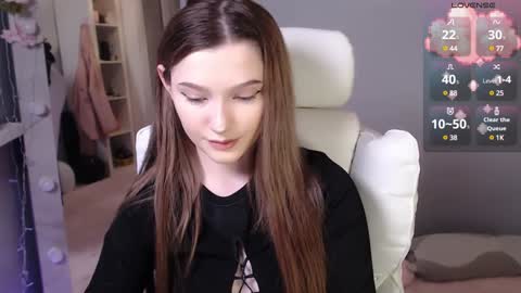 Snapshot of charityryah chatting on 01-18-25, 02:55 Hi guys Welcome to my room online show from 01-18-25, 02:55