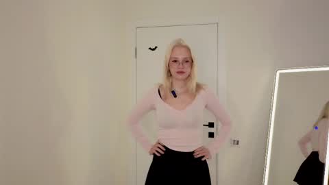 Tessa online show from 05-30-26, 08:11