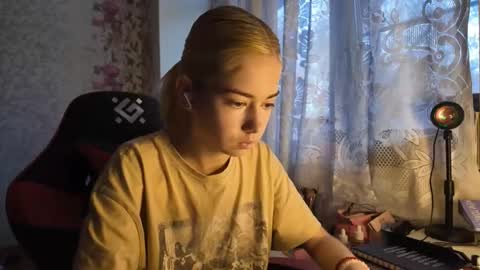 Nancy online show from 10-31-25, 07:31