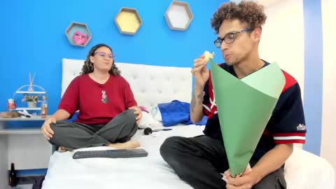 Charles y Elara online show from 03-08-25, 12:11