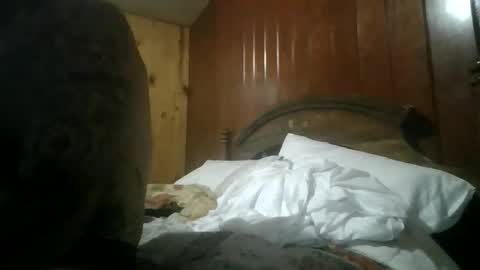 charlesb13 online show from 05-01-26, 06:40