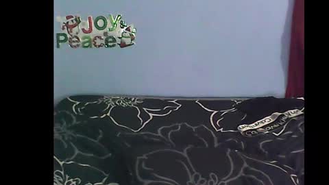 Snapshot of charley_quin chatting on 12-22-24, 01:34 Charley quinn online show from 12-22-24, 01:34