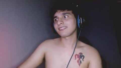 Snapshot of charley_quin chatting on 10-20-25, 03:29 Charley quinn online show from 10-20-25, 03:29