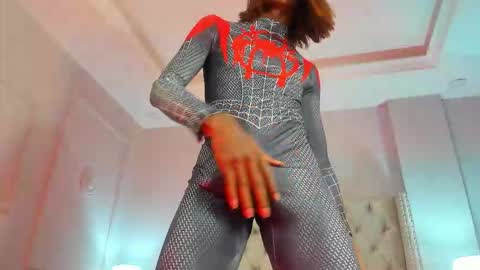 Snapshot of charlie_storm_ chatting on 01-15-26, 01:37 online show from 01-15-26, 01:37
