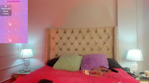 Snapshot of charlie_storm_ chatting on 01-16-26, 12:09 online show from 01-16-26, 12:09