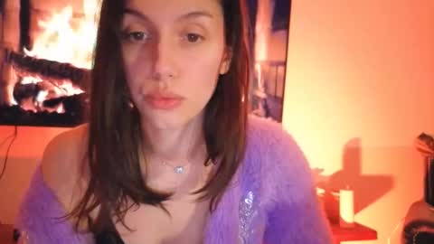 Snapshot of charlieangella chatting on 02-17-25, 07:42 Charlie online show from 02-17-25, 07:42