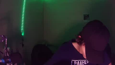 Snapshot of charlied09302 chatting on 10-26-25, 06:52 char sexiness online show from 10-26-25, 06:52