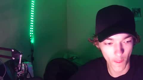 Snapshot of charlied09302 chatting on 10-27-25, 07:45 char sexiness online show from 10-27-25, 07:45