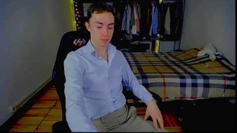 carlos reyes online show from 01-12-26, 08:30