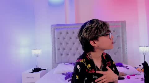 Snapshot of charlietaylorr__ chatting on 01-28-25, 11:38 Charlie online show from 01-28-25, 11:38