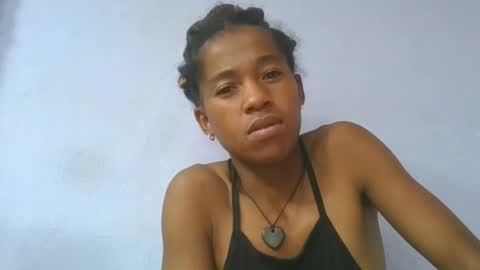 Snapshot of charlinah784575 chatting on 07-12-26, 03:03 charlinah784575 online show from 07-12-26, 03:03