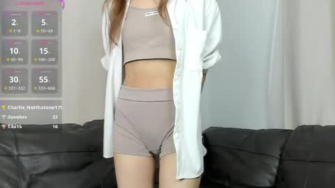 Snapshot of charlinepiker chatting on 04-24-26, 12:40 Yumi online show from 04-24-26, 12:40