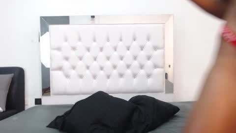 Snapshot of charlot_imp chatting on 01-15-26, 11:37 charlot_imp online show from 01-15-26, 11:37