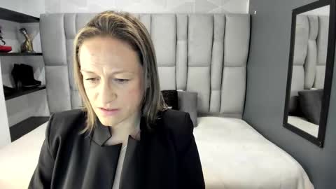 Charlot milf online show from 03-05-26, 12:12