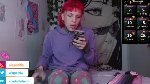 Snapshot of charlotbelucci_ chatting on 07-04-26, 11:05 Ale punky online show from 07-04-26, 11:05
