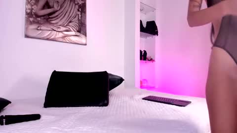 Snapshot of charlote_zc_ chatting on 02-11-25, 07:38 Charlote online show from 02-11-25, 07:38