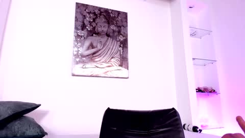 Snapshot of charlote_zc_ chatting on 03-08-25, 11:18 Charlote online show from 03-08-25, 11:18