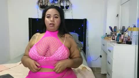 charlotte_027 online show from 01-18-26, 03:32