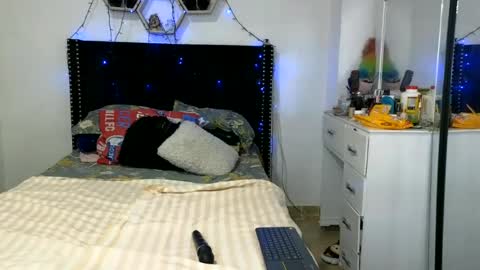 Snapshot of charlotte_027 chatting on 06-21-26, 03:31 charlotte_027 online show from 06-21-26, 03:31