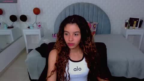 Snapshot of charlotte_0309 chatting on 01-08-25, 12:06 charlotte online show from 01-08-25, 12:06