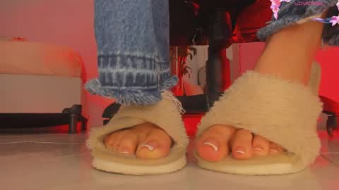 charlotte  grey online show from 03-26-26, 08:14