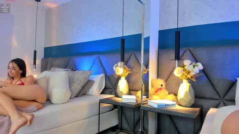 Snapshot of charlotte_copper chatting on 02-04-25, 04:50 Charlotte online show from 02-04-25, 04:50