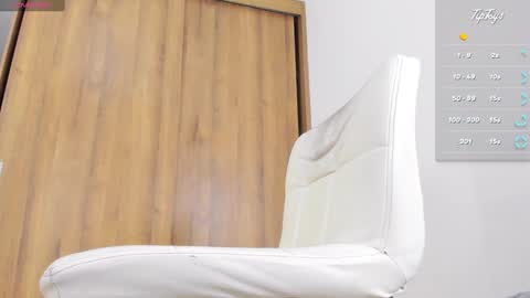 charlotte_cruzxx online show from 12-28-24, 05:33