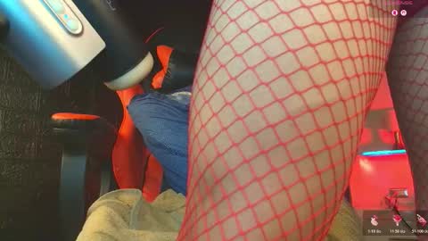 charlotte_cruzxx online show from 10-25-25, 08:11