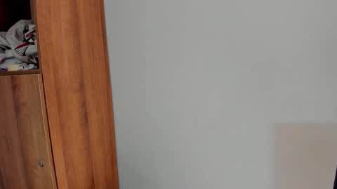 Charlotte online show from 11-22-25, 01:21