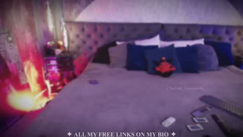 Charlotte online show from 09-25-25, 06:00