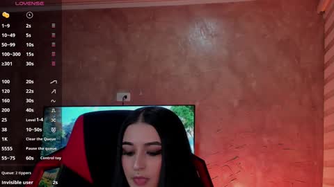 Snapshot of charlotte_greys chatting on 02-21-25, 01:11 Charlotte online show from 02-21-25, 01:11