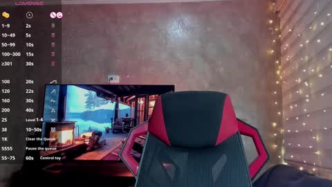 Snapshot of charlotte_greys chatting on 03-01-25, 04:04 Charlotte online show from 03-01-25, 04:04