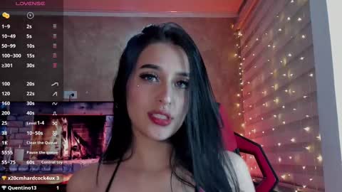 Snapshot of charlotte_greys chatting on 03-12-25, 01:47 Charlotte online show from 03-12-25, 01:47