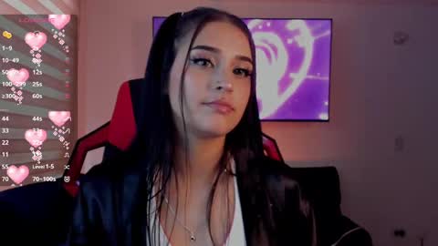 Snapshot of charlotte_greys chatting on 11-10-25, 08:41 Charlotte online show from 11-10-25, 08:41