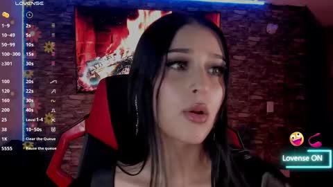 Charlotte  online show from 04-13-26, 11:43