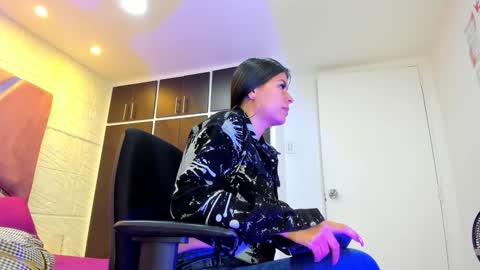 Charlotte Icee online show from 02-01-25, 05:05