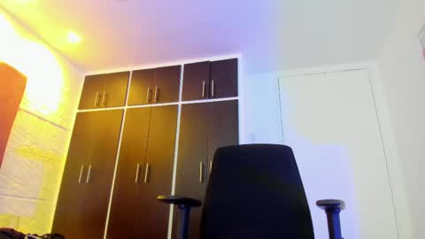 Charlotte Icee online show from 03-06-25, 04:07