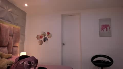 Snapshot of charlotte_icee chatting on 03-02-26, 03:41 Charlotte Icee online show from 03-02-26, 03:41