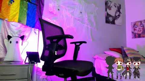 Charlie  online show from 10-02-25, 04:08