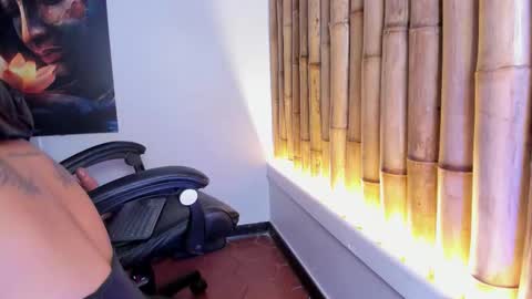 CHARLOTTE  online show from 12-14-25, 02:33