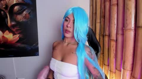 CHARLOTTE  online show from 01-09-26, 06:42