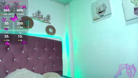 Snapshot of charlotte_walker1 chatting on 11-15-25, 03:19 charlotte_walker1 online show from 11-15-25, 03:19