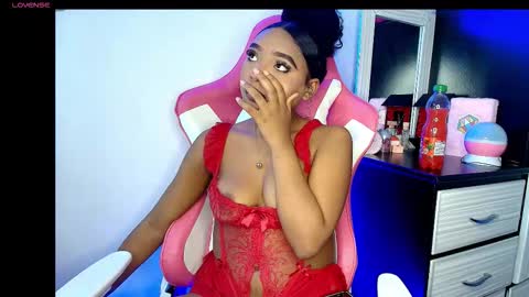 Snapshot of charlotte_walker1 chatting on 12-03-25, 07:12 charlotte_walker1 online show from 12-03-25, 07:12