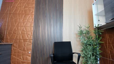 Charlotte  Everyday From 0700 to 1300 Col Time online show from 01-27-25, 11:00